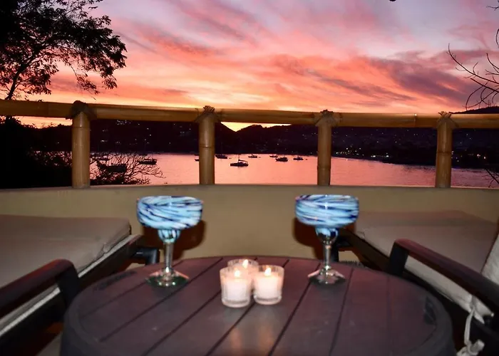 Apartment Casa De Ali: Located On The Beach! Zihuatanejo