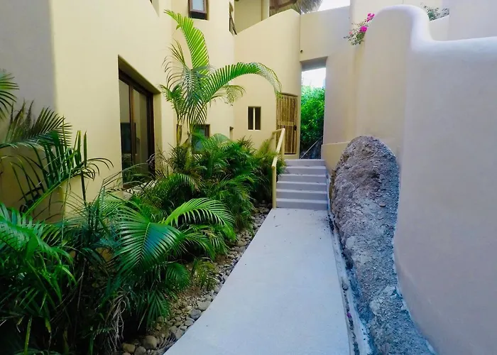 Casa De Ali: Located On The Beach! Zihuatanejo
